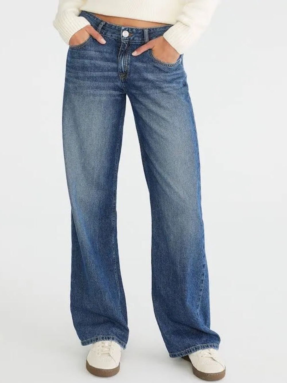 NWT Aeropostale Low-Rise Baggy Wide Leg Lightweight Luxe Jeansβ Size 4 Regular